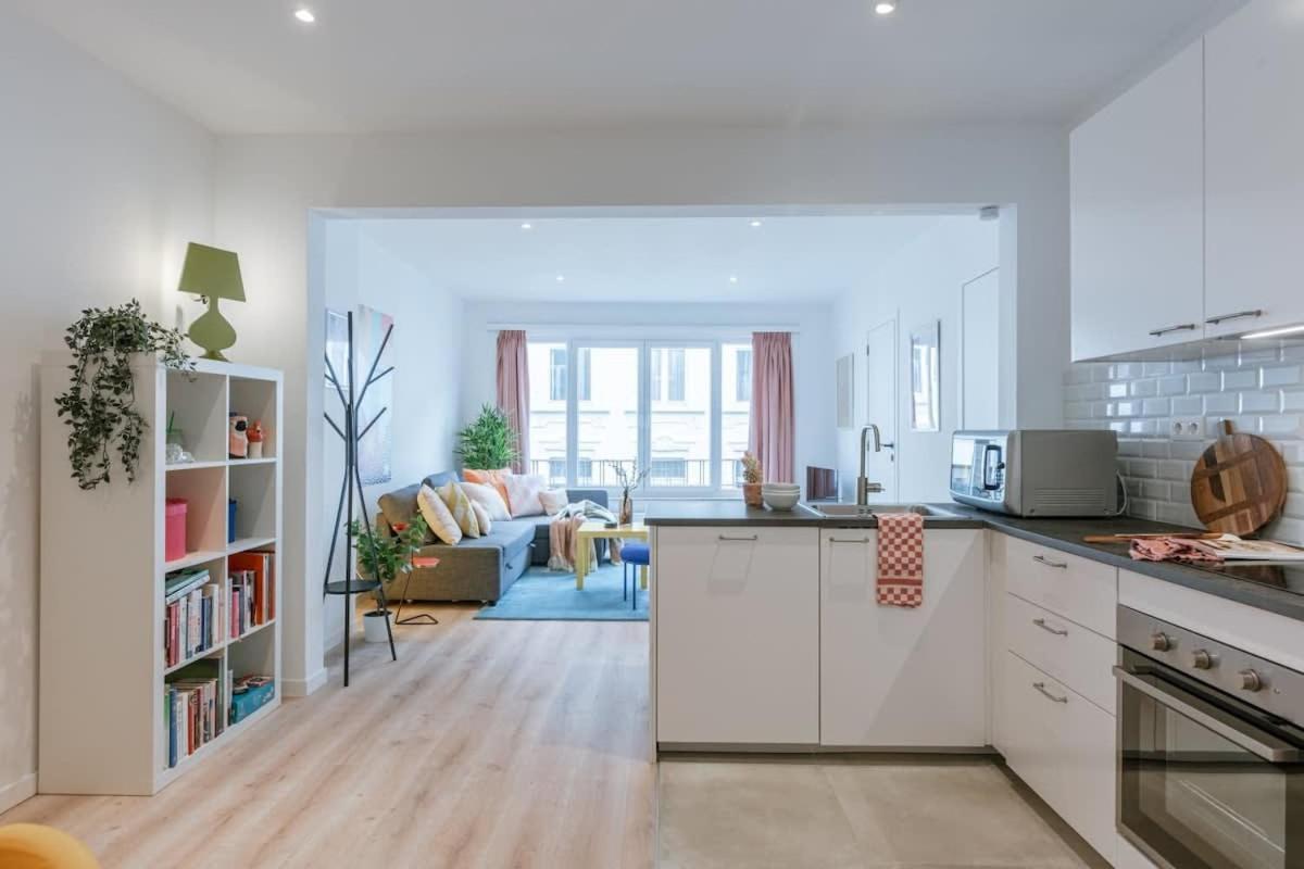 Colorful Pop Apartment In The Heart Of Антверпен Екстер'єр фото