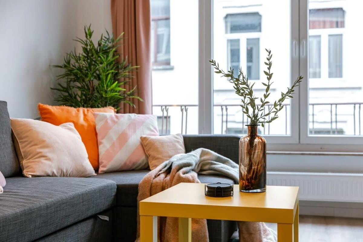 Colorful Pop Apartment In The Heart Of Антверпен Екстер'єр фото